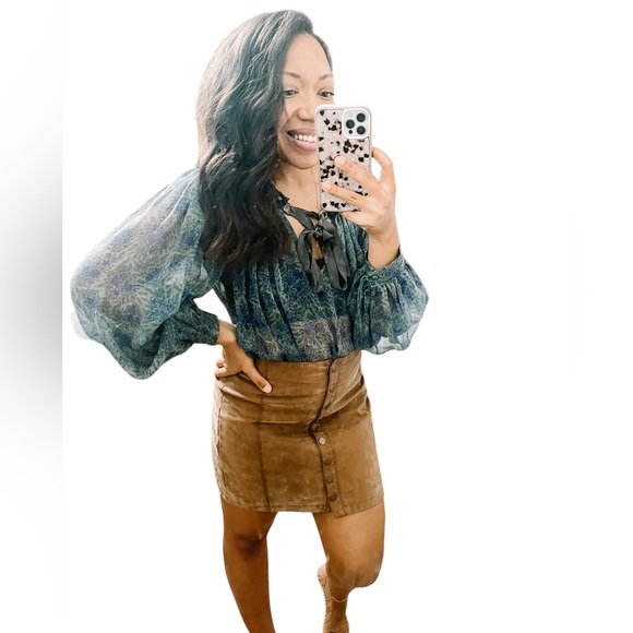 The Real Real: 3.1 Phillip Lim Sheer V neck blouse with embellishments Sz 4 - Picture 2 of 16